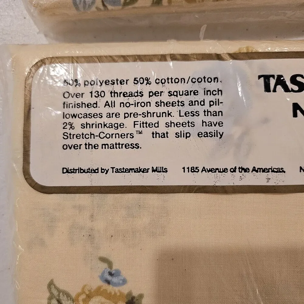 Tastemaker Vintage Twin Fitted & Flat Sheet Set W/Pillowcases - Sheraton NOS